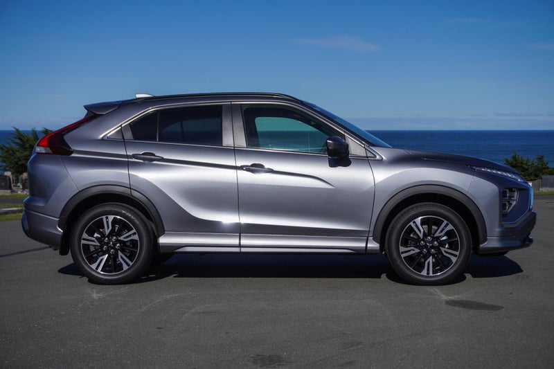2026 Mitsubishi Eclipse Cross VRX 2WD image 2