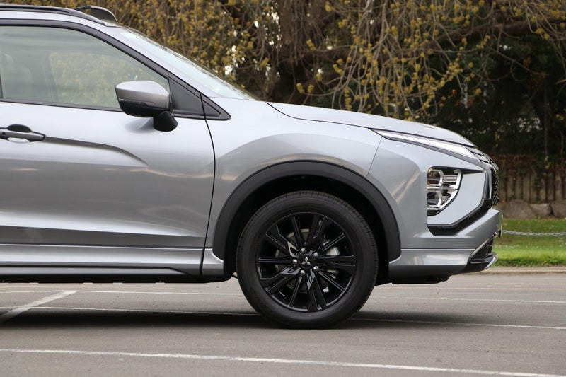 2026 Mitsubishi Eclipse Cross VRX 2WD (BLACK OUT) image 4
