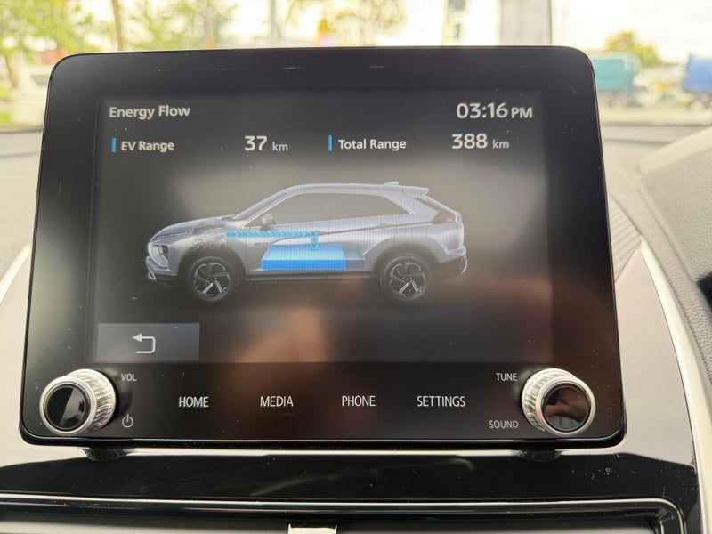 2026 Mitsubishi Eclipse Cross VRX PHEV 4WD AT image 4