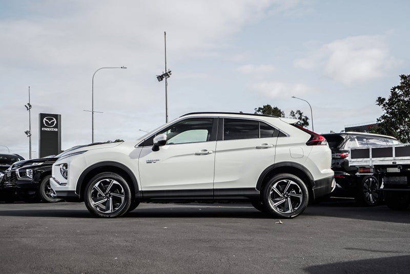 2026 Mitsubishi Eclipse Cross XLS 4WD PHEV image 5