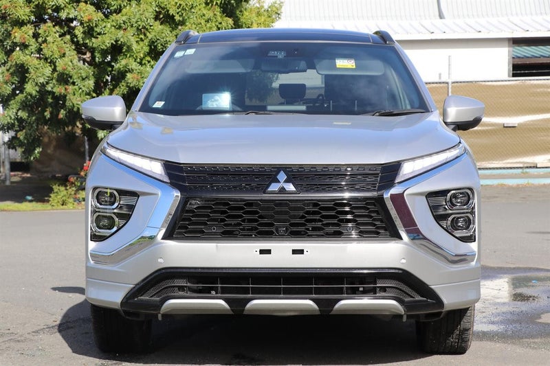 2026 Mitsubishi Eclipse Cross XLS PHEV/4WD/AT image 2