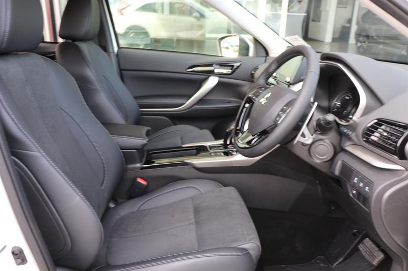 2026 Mitsubishi Eclipse Cross XLS PHEV/4WD/AT image 5