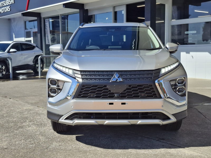 2026 Mitsubishi Eclipse Cross XLS PHEV/4WD - Av... image 2