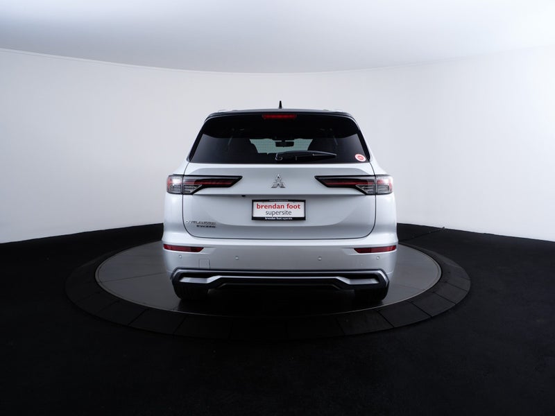 2026 Mitsubishi Outlander 2.5P EXCEED 2WD CVT 7... image 2
