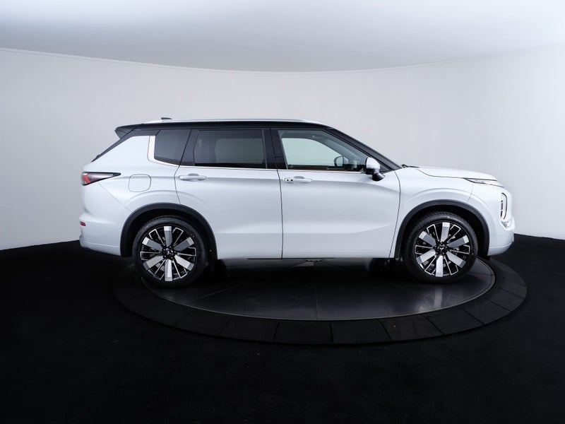 2026 Mitsubishi Outlander 2.5P EXCEED 2WD CVT 7... image 4