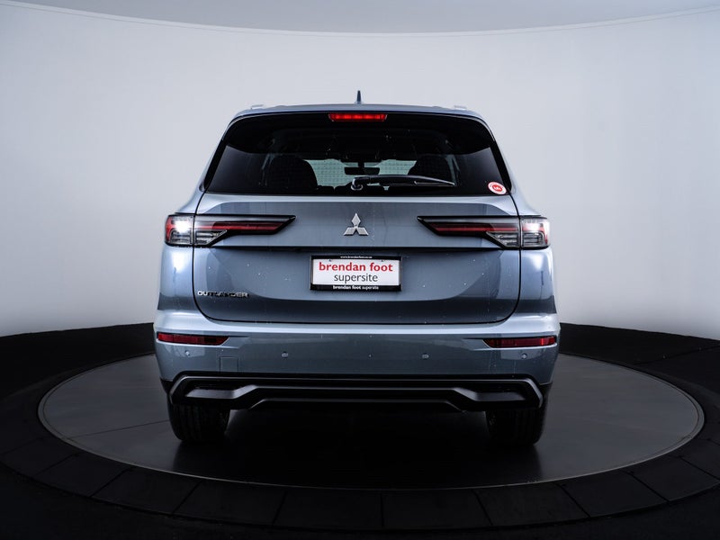 2026 Mitsubishi Outlander 2.5P LS 2WD CVT image 4