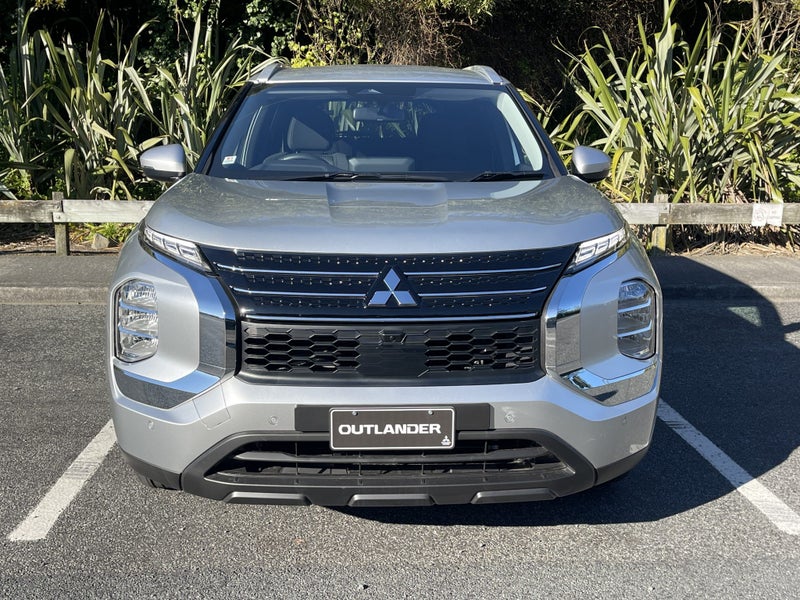 2026 Mitsubishi Outlander 2.5P LS 2WD CVT image 2