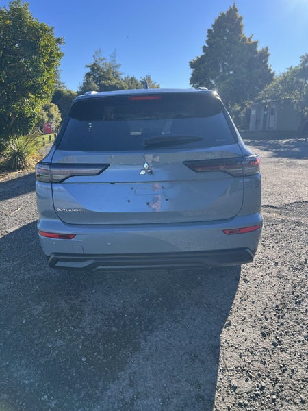 2026 Mitsubishi Outlander 2.5P LS 4WD image 4