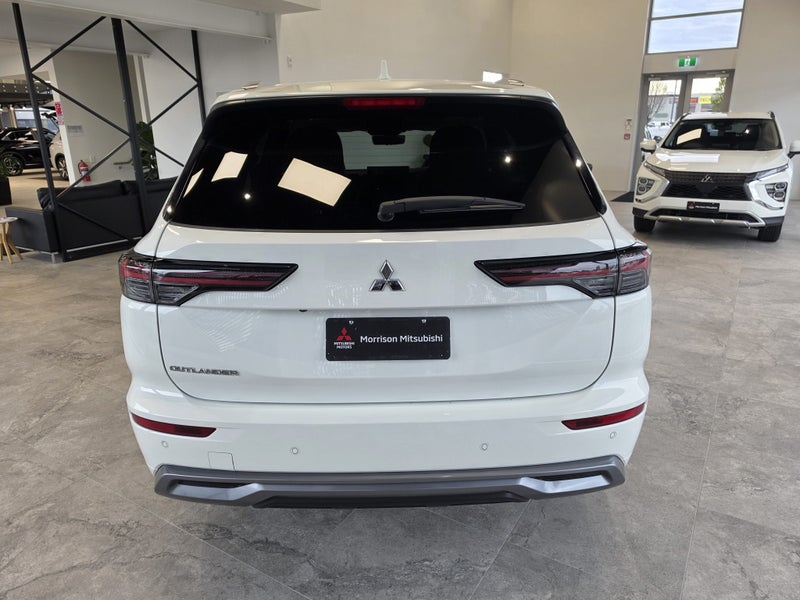 2026 Mitsubishi Outlander 2.5P VRX 2WD CVT image 3