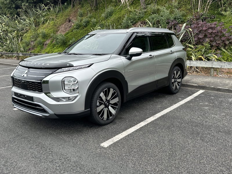 2026 Mitsubishi Outlander 2.5P VRX 2WD CVT image 4