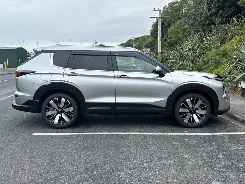 2026 Mitsubishi Outlander 2.5P VRX 2WD CVT image 5