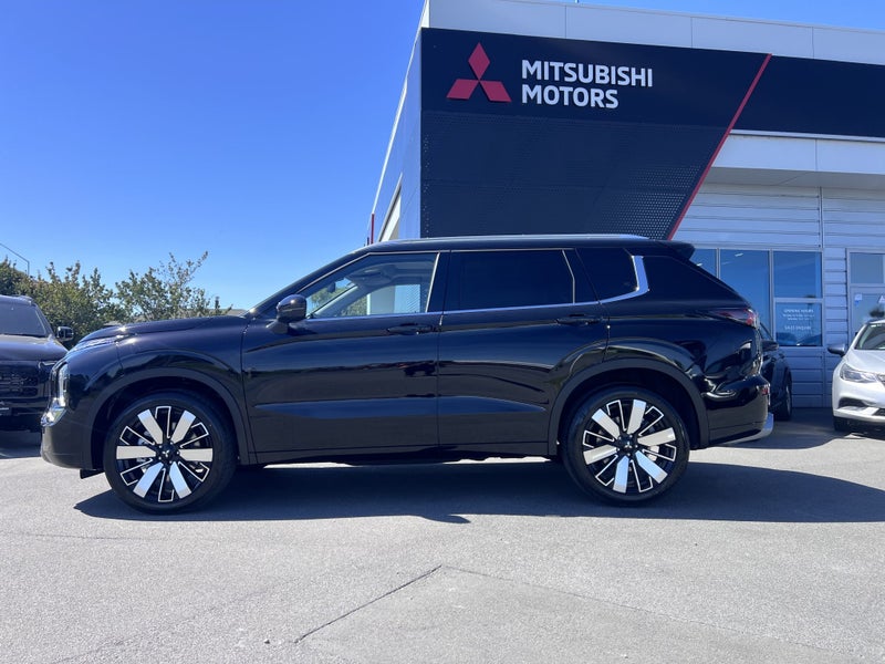 2026 Mitsubishi Outlander 2.5P VRX 2WD CVT image 2