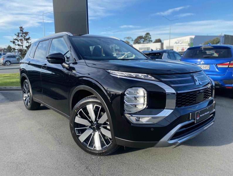 2026 Mitsubishi Outlander 2.5P XLS 4WD CVT image 2