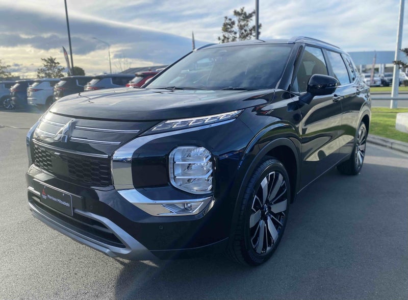 2026 Mitsubishi Outlander 2.5P XLS 4WD CVT image 4