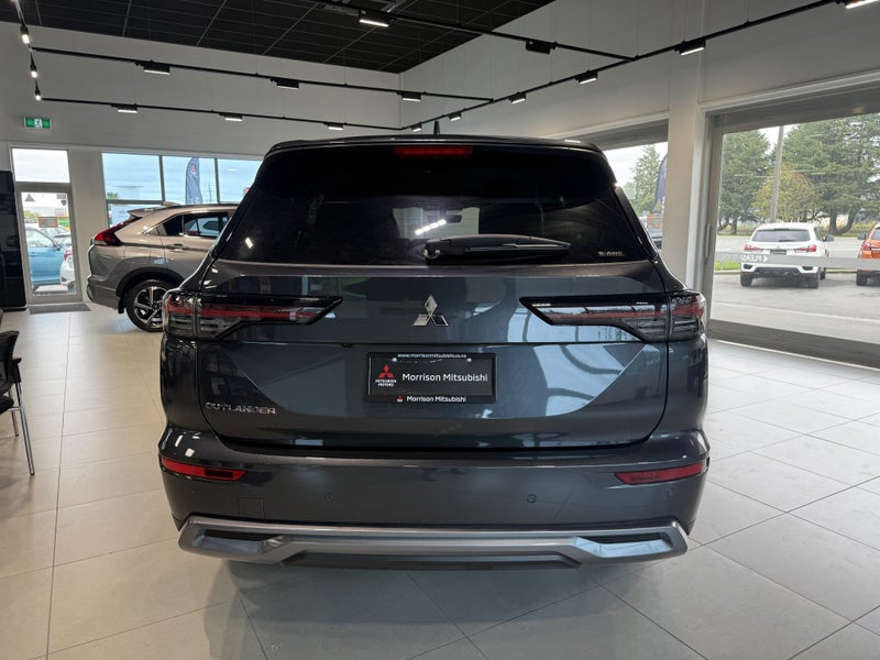 2026 Mitsubishi Outlander 2.5P XLS 4WD CVT image 5