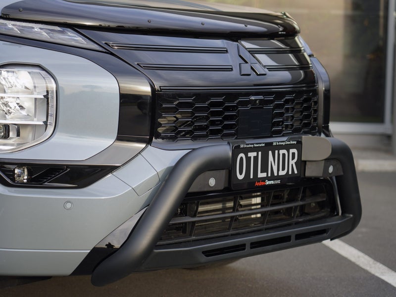 2026 Mitsubishi Outlander EXCEED 2.5 PETROL 2WD... image 5