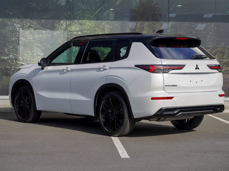 2026 Mitsubishi Outlander EXCEED 2.5 PETROL 2WD... image 2