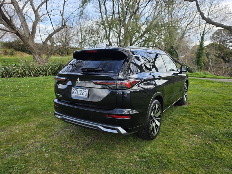 2026 Mitsubishi Outlander EXCEED 2.5P/4WD/CVT image 3