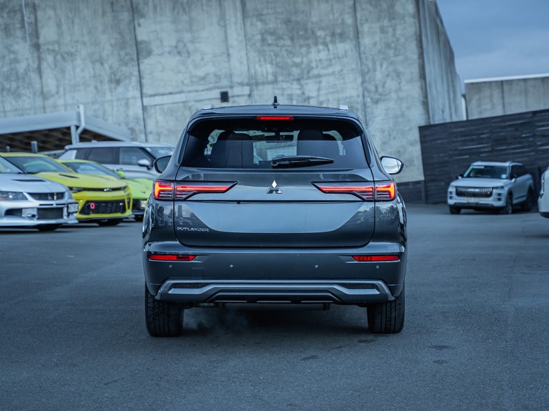 2026 Mitsubishi Outlander Exceed 2.5P/Cvt image 4