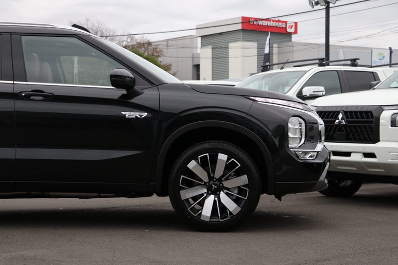 2026 Mitsubishi Outlander EXCEED PHEV/4WD/AT image 5
