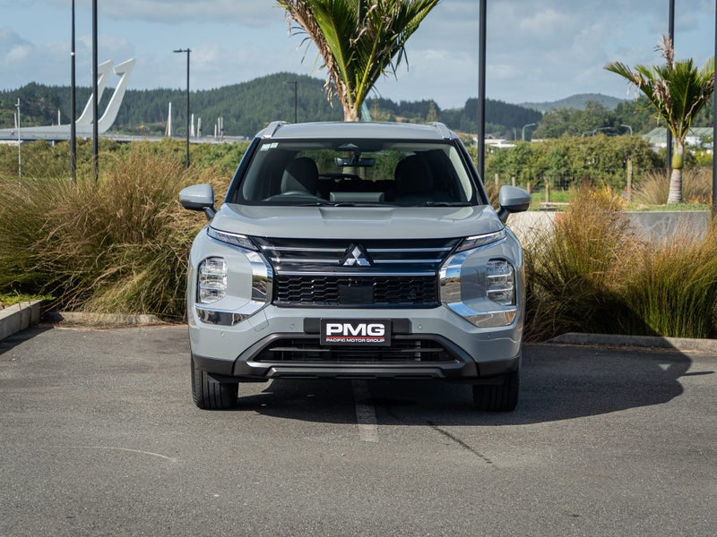 2026 Mitsubishi Outlander LS 2.5 4WD Auto image 4