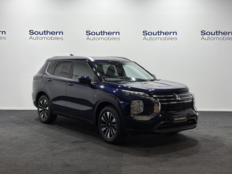 2026 Mitsubishi Outlander LS 2.5P/4WD/CVT image 3