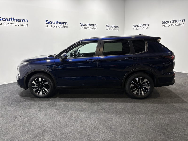 2026 Mitsubishi Outlander LS 2.5P/4WD/CVT image 5