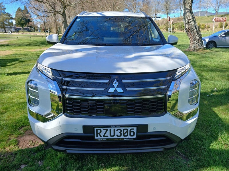 2026 Mitsubishi Outlander LS 2.5P/CVT image 2