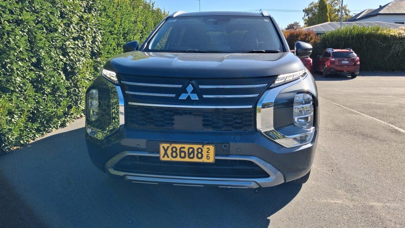 2026 Mitsubishi Outlander PHEV VRX 4WD image 3