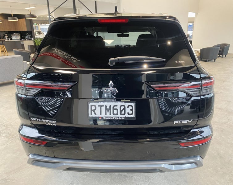 2026 Mitsubishi Outlander PHEV VRX 4WD image 5