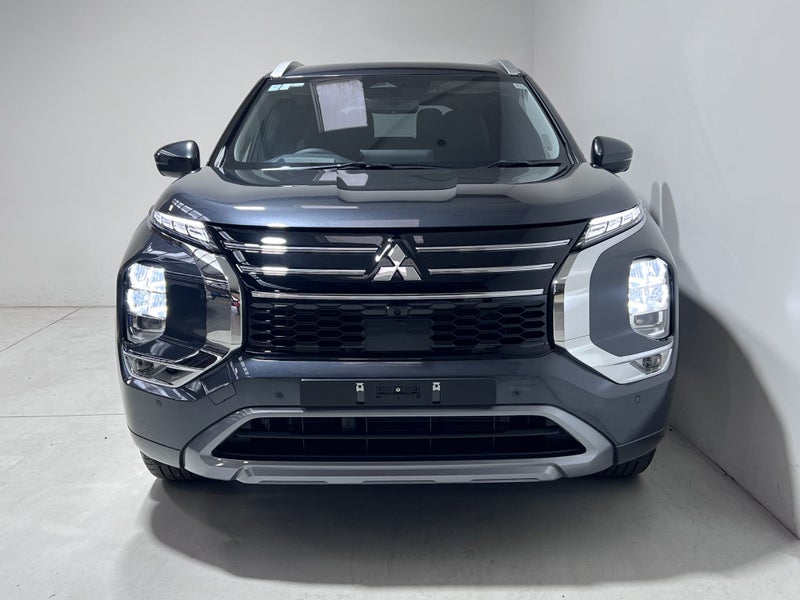 2026 Mitsubishi Outlander VRX 2.5 2WD 7 SEAT SUV image 2