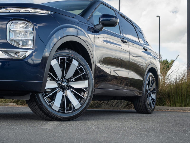 2026 Mitsubishi Outlander VRX 2.5 2WD Auto image 5