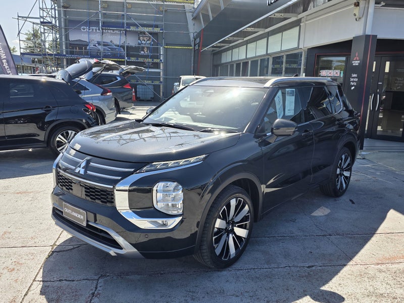 2026 Mitsubishi Outlander VRX 2.5P image 3