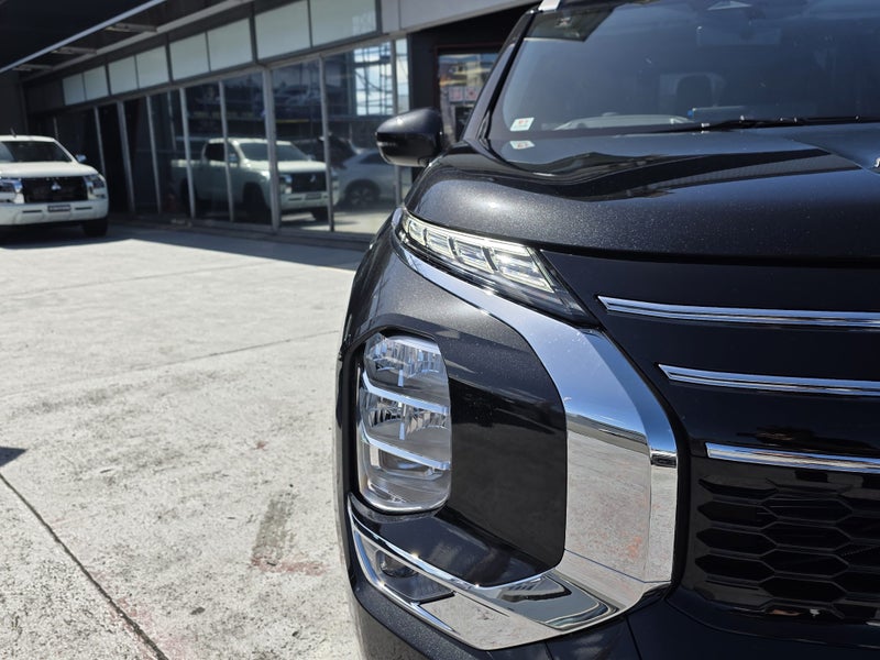 2026 Mitsubishi Outlander VRX 2.5P image 4