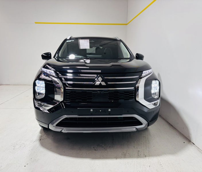 2026 Mitsubishi Outlander VRX 2.5P 2WD - 7 SEATS image 2