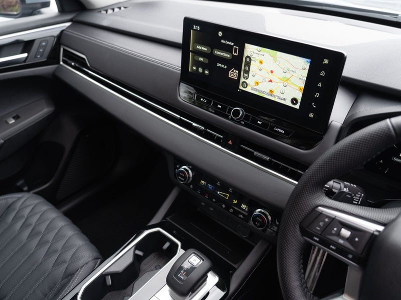 2026 Mitsubishi Outlander VRX 2.5P 2WD AUTO 7-str image 3