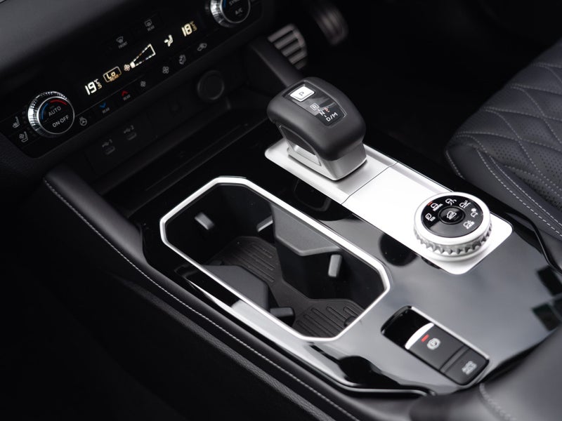 2026 Mitsubishi Outlander VRX 2.5P 2WD AUTO 7-str image 5