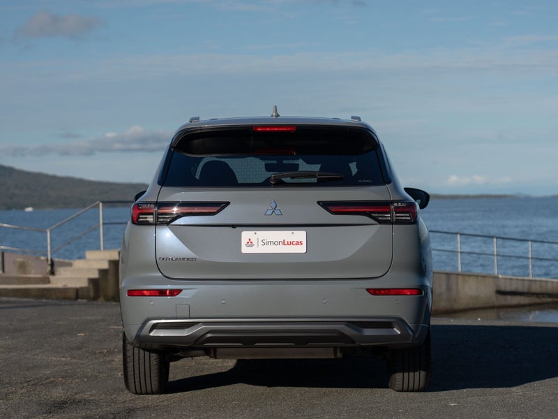 2026 Mitsubishi Outlander VRX 2.5P 4WD Auto 7-Str image 4