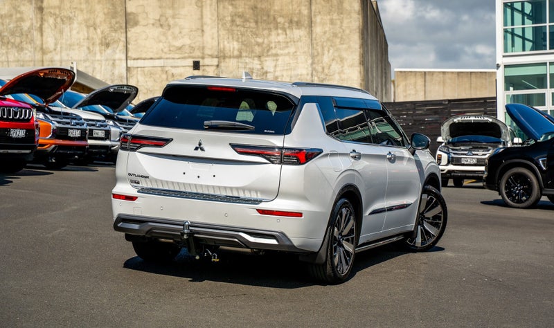 2026 Mitsubishi Outlander Vrx 2.5P/4Wd/Cvt image 2