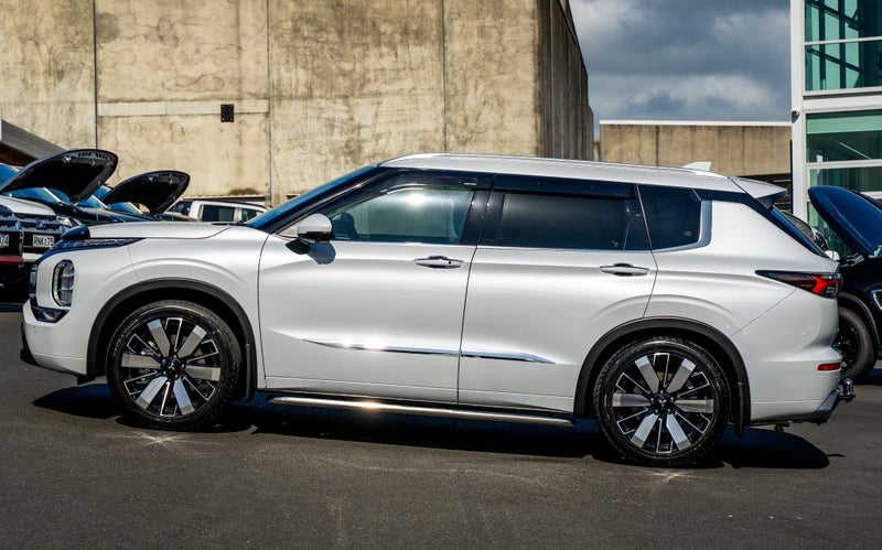 2026 Mitsubishi Outlander Vrx 2.5P/4Wd/Cvt image 5