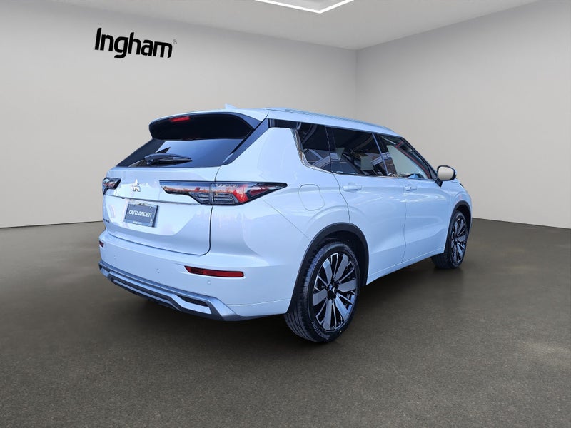 2026 Mitsubishi Outlander VRX 2.5P/CVT image 3