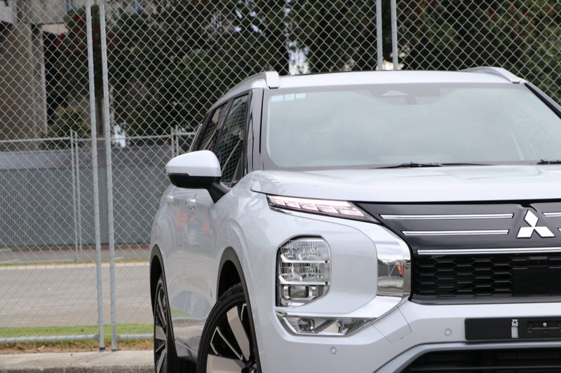 2026 Mitsubishi Outlander VRX 2WD 2.5P image 5