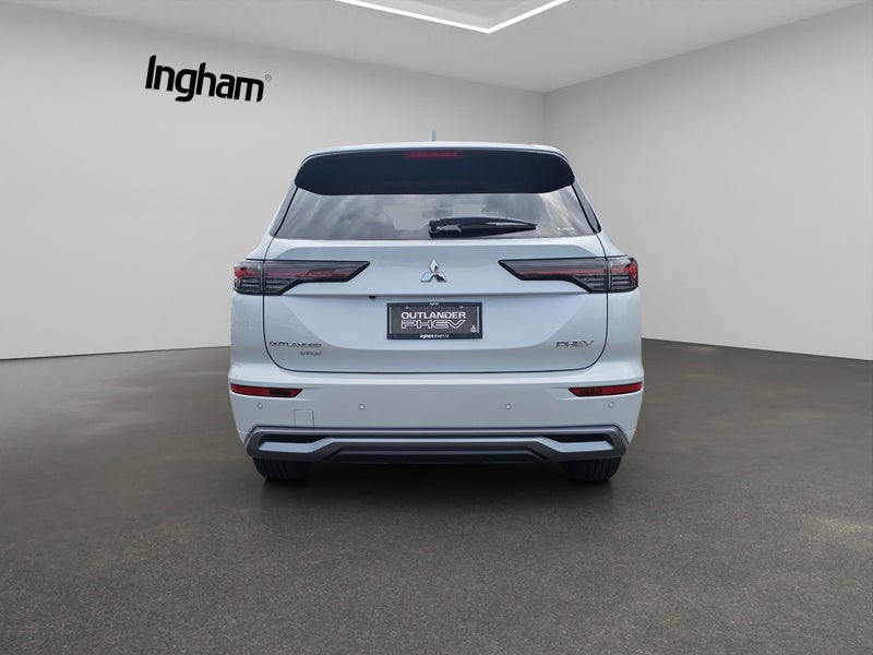 2026 Mitsubishi Outlander VRX PHEV/4WD/AT image 4