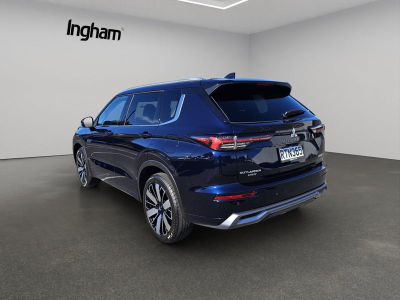 2026 Mitsubishi Outlander VRX PHEV/4WD/AT image 5