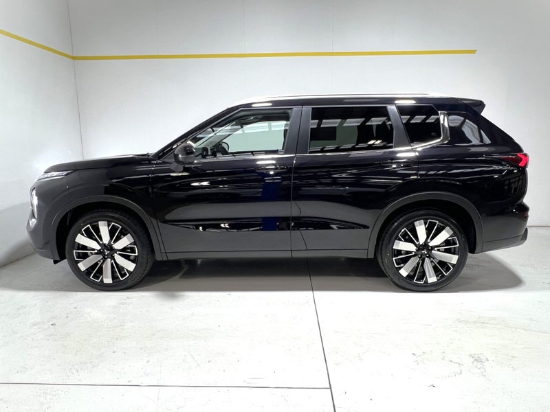 2026 Mitsubishi Outlander XLS 2.5 CVT 2WD - image 4