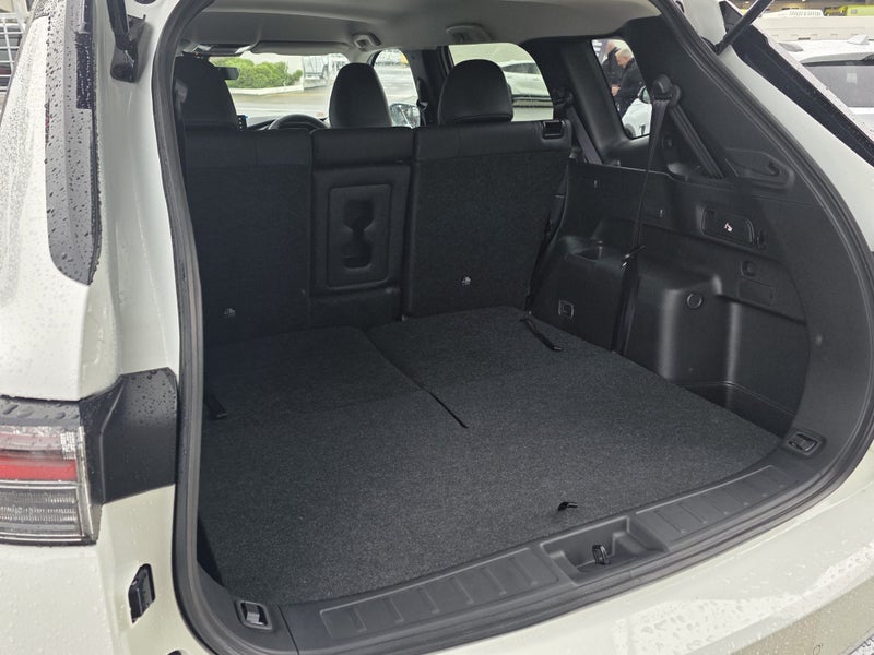 2026 Mitsubishi Outlander XLS 2.5P image 4