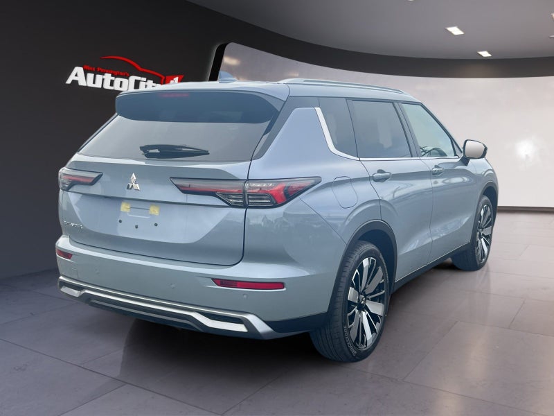 2026 Mitsubishi Outlander Xls 2.5P/Cvt image 4