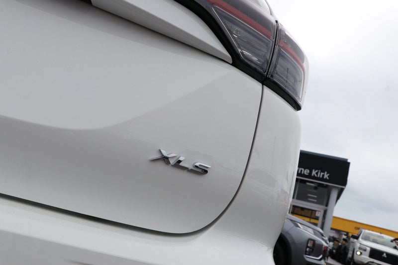 2026 Mitsubishi Outlander XLS 2.5P/CVT 2WD image 5