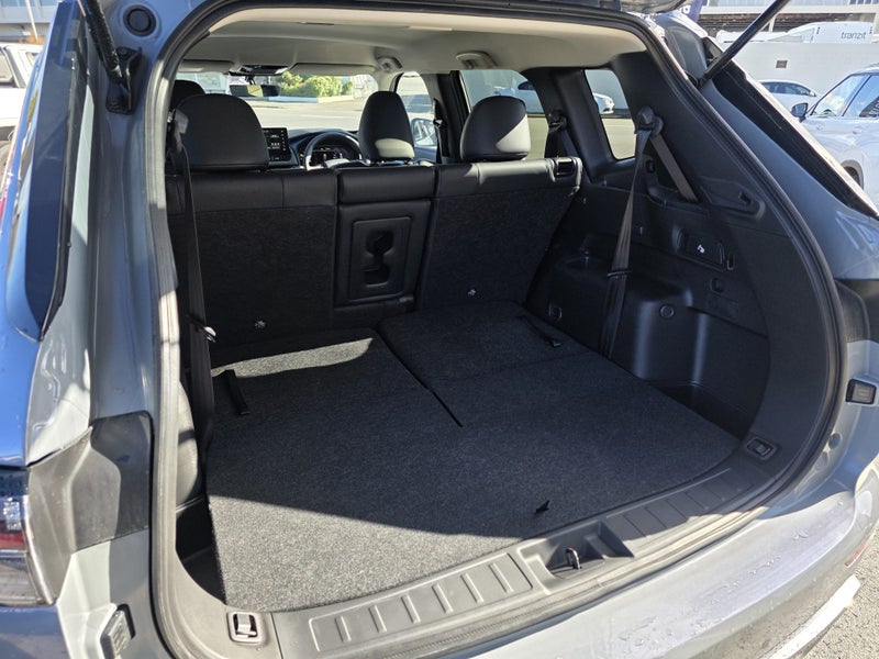 2026 Mitsubishi Outlander XLS 2WD image 5