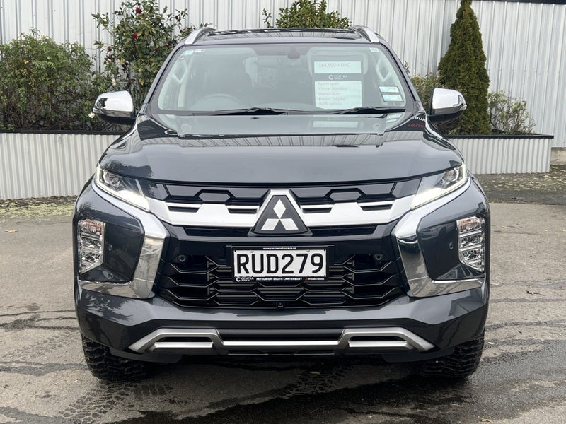 2026 Mitsubishi Pajero Sport 2.4D VRX 4WD image 2